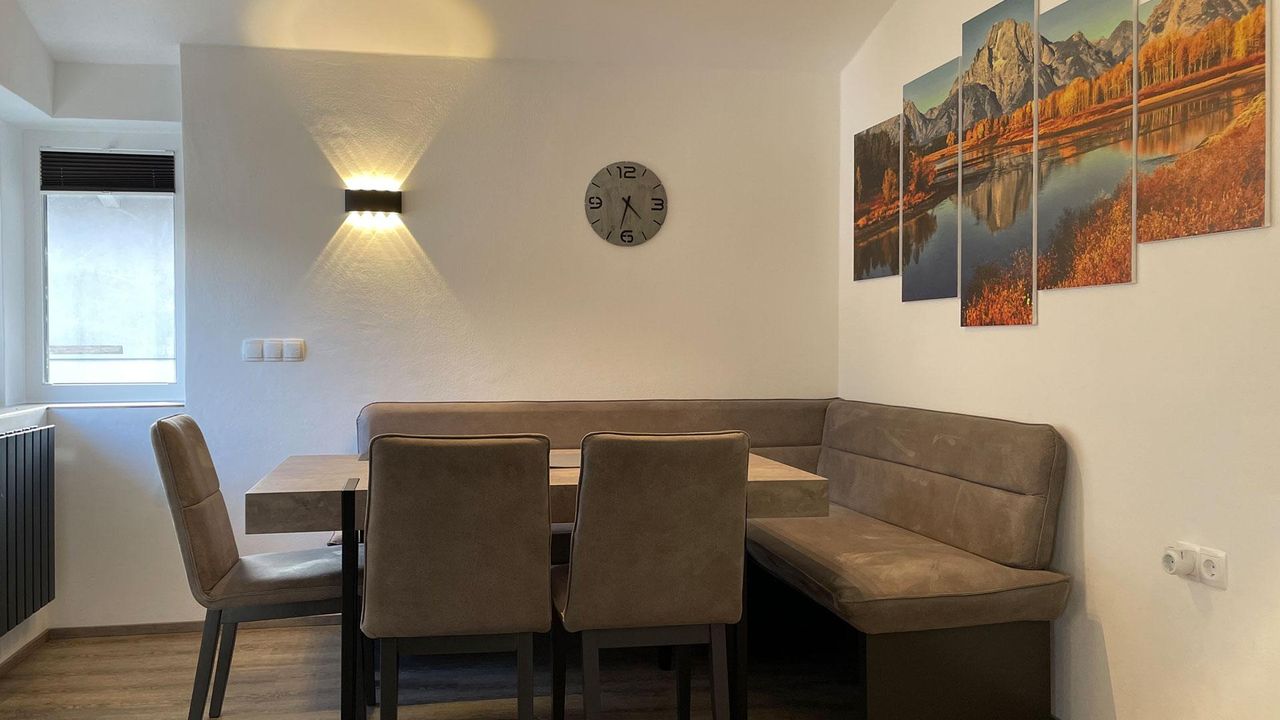 Apartment 6e Apartment 6e